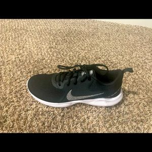 Nike Flex Experience Run 10- Men’s 7.5